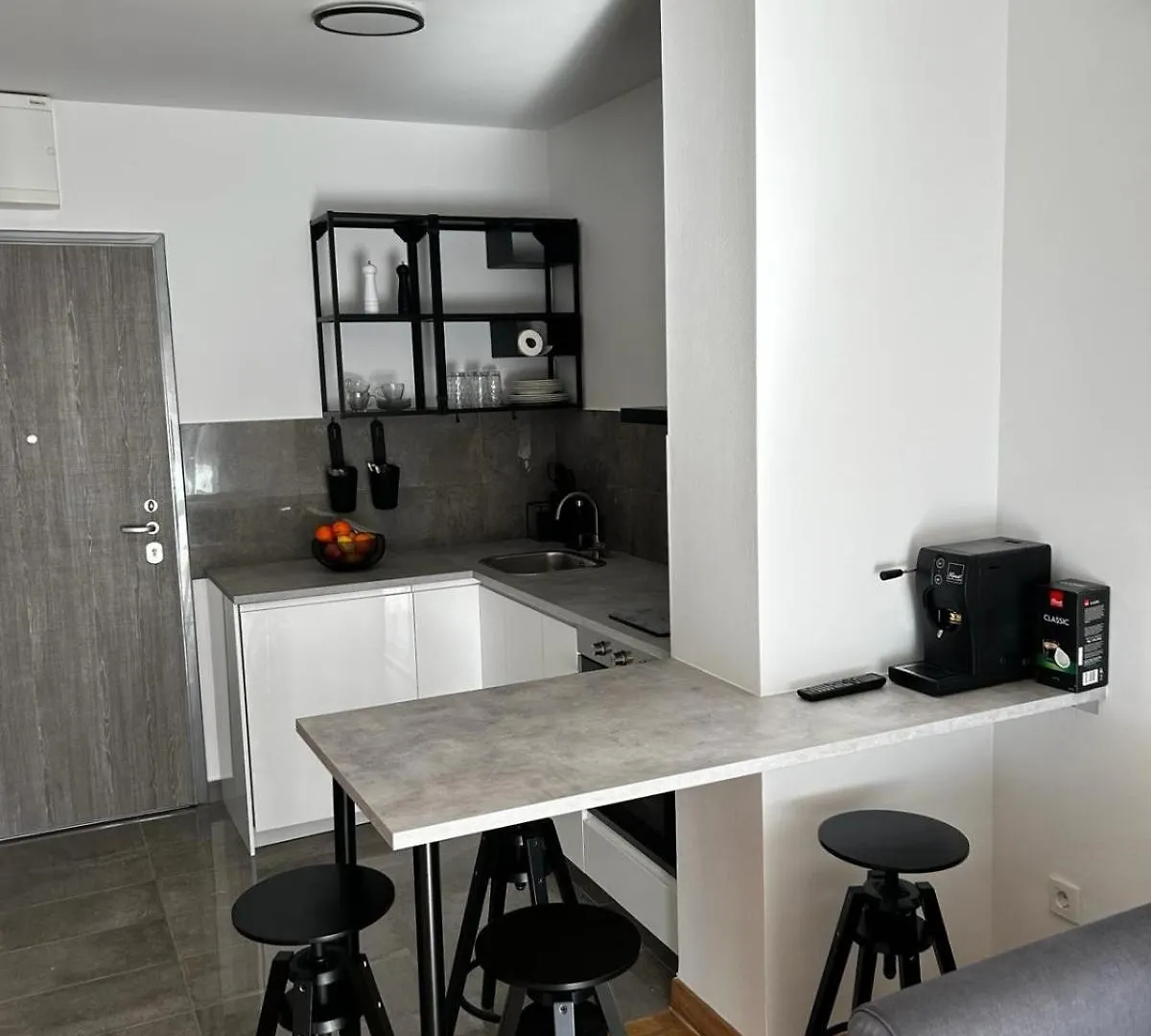 Veluni - Apartment - Free Parking スプリト
