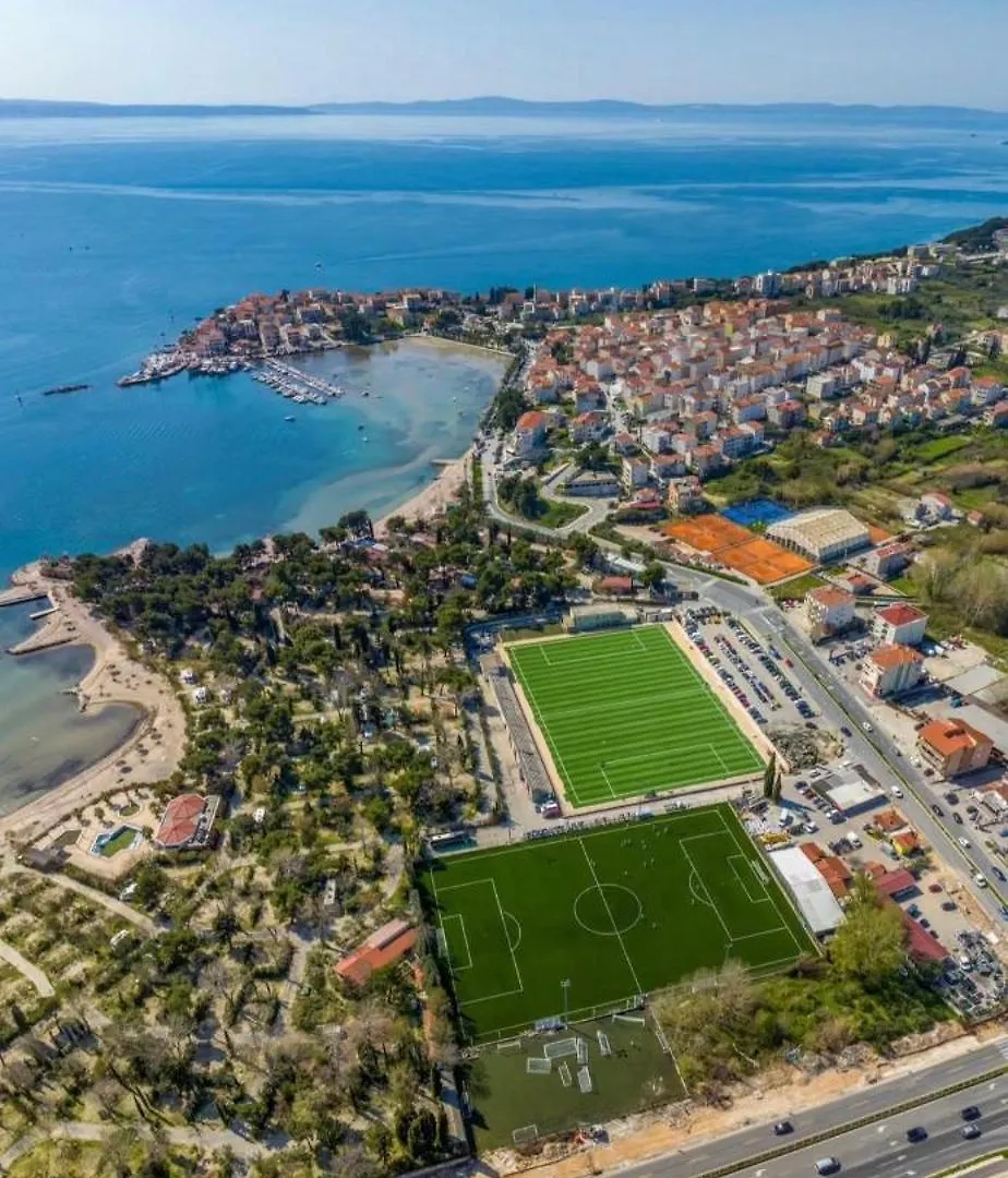 Veluni - Apartment - Free Parking 0*, Split